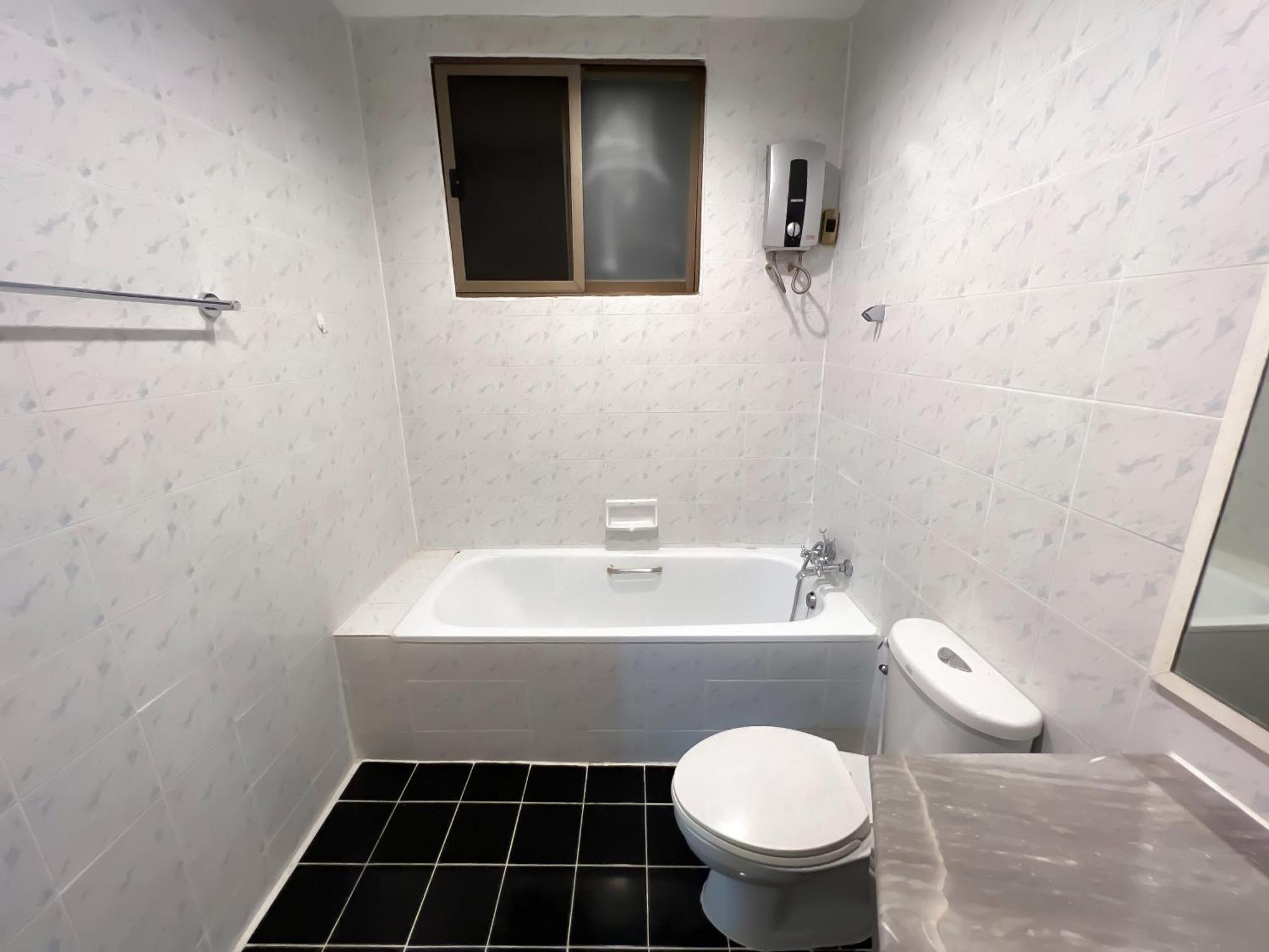 Nhà nghỉ Sukhumvit 31 Sweet 7 Beds - Up To 12 Guests Bangkok