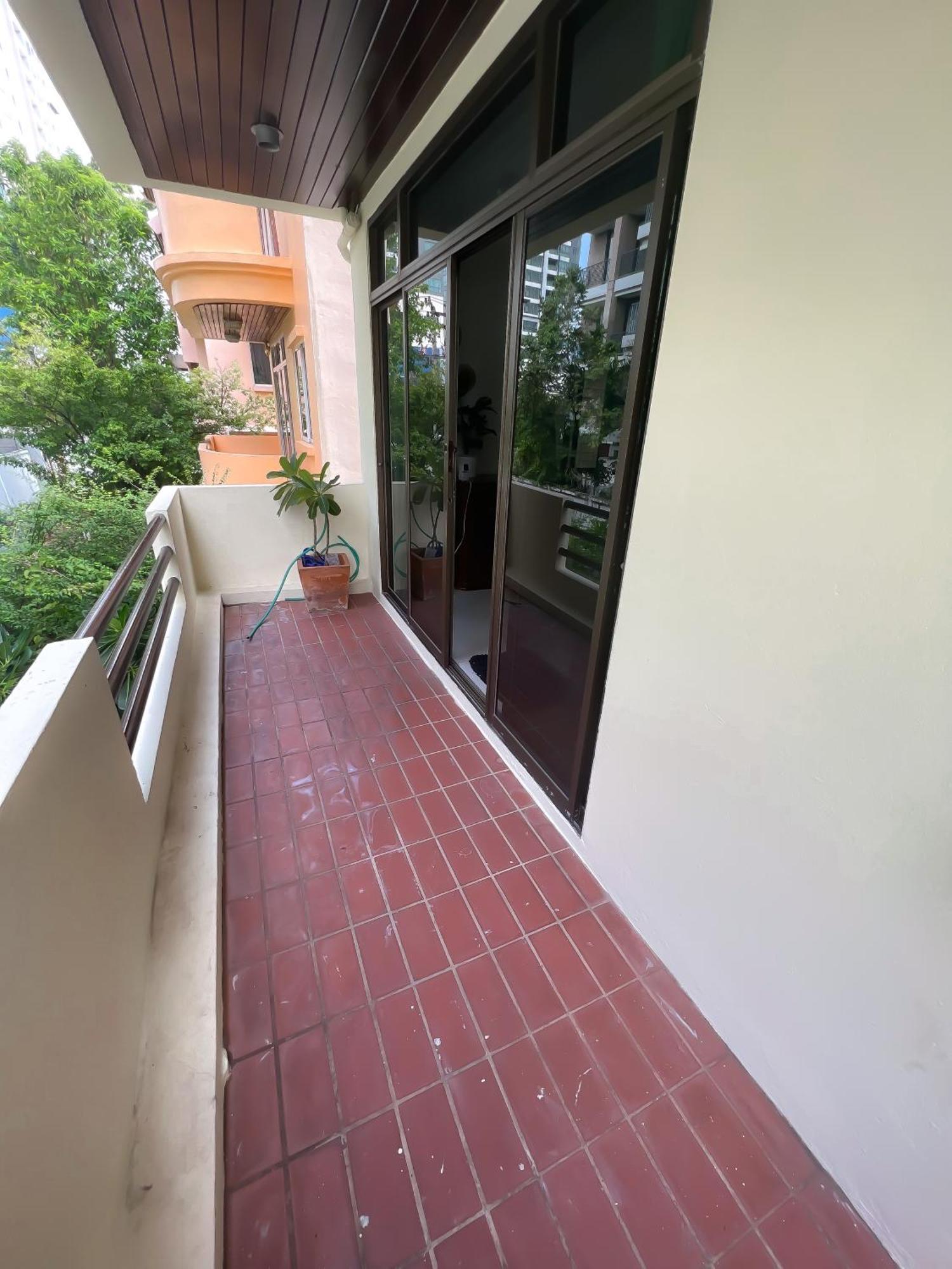 Sukhumvit 31 Sweet 7 Beds - Up To 12 Guests Holiday home