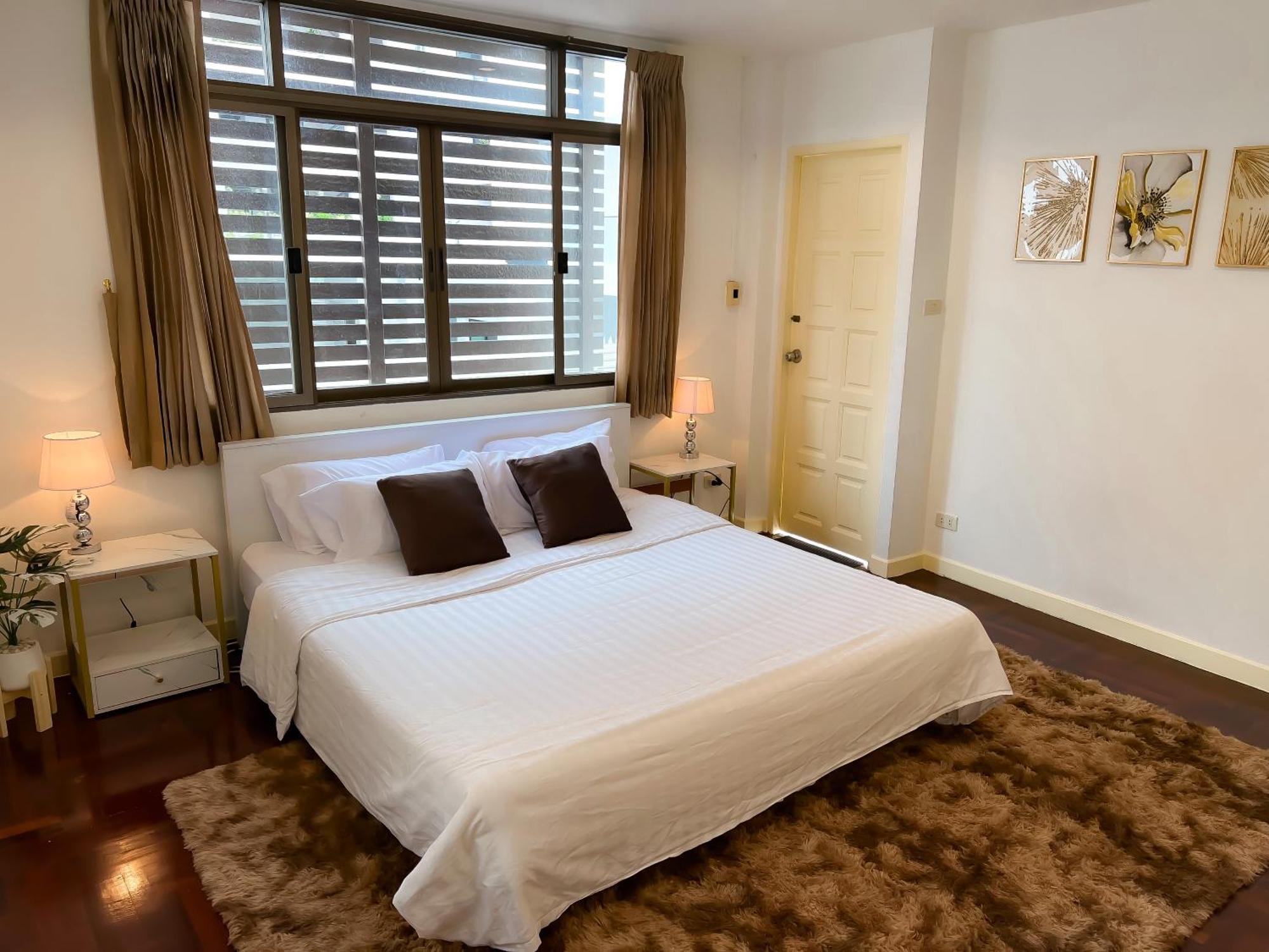 Sukhumvit 31 Sweet 7 Beds - Up To 12 Guests Holiday home